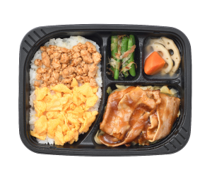 豚生姜焼き＆そぼろごはん